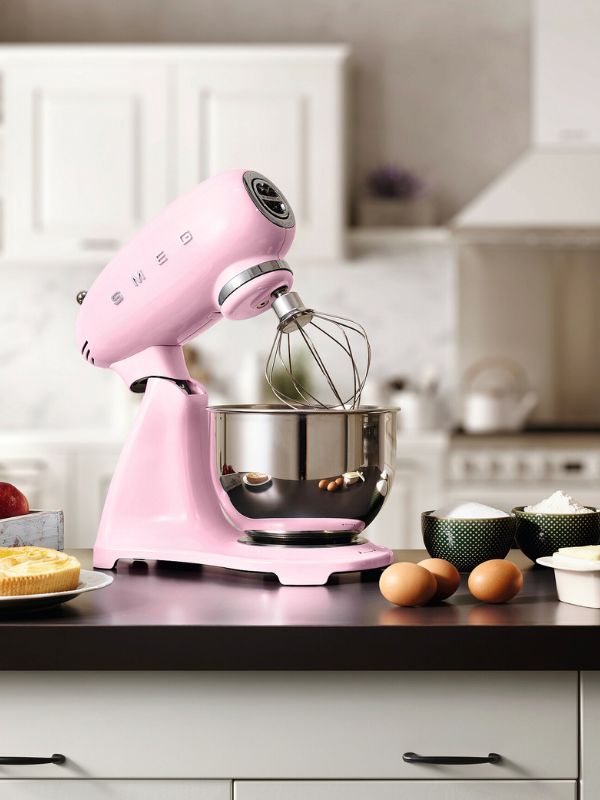 Robot Repostería Smeg Rosa